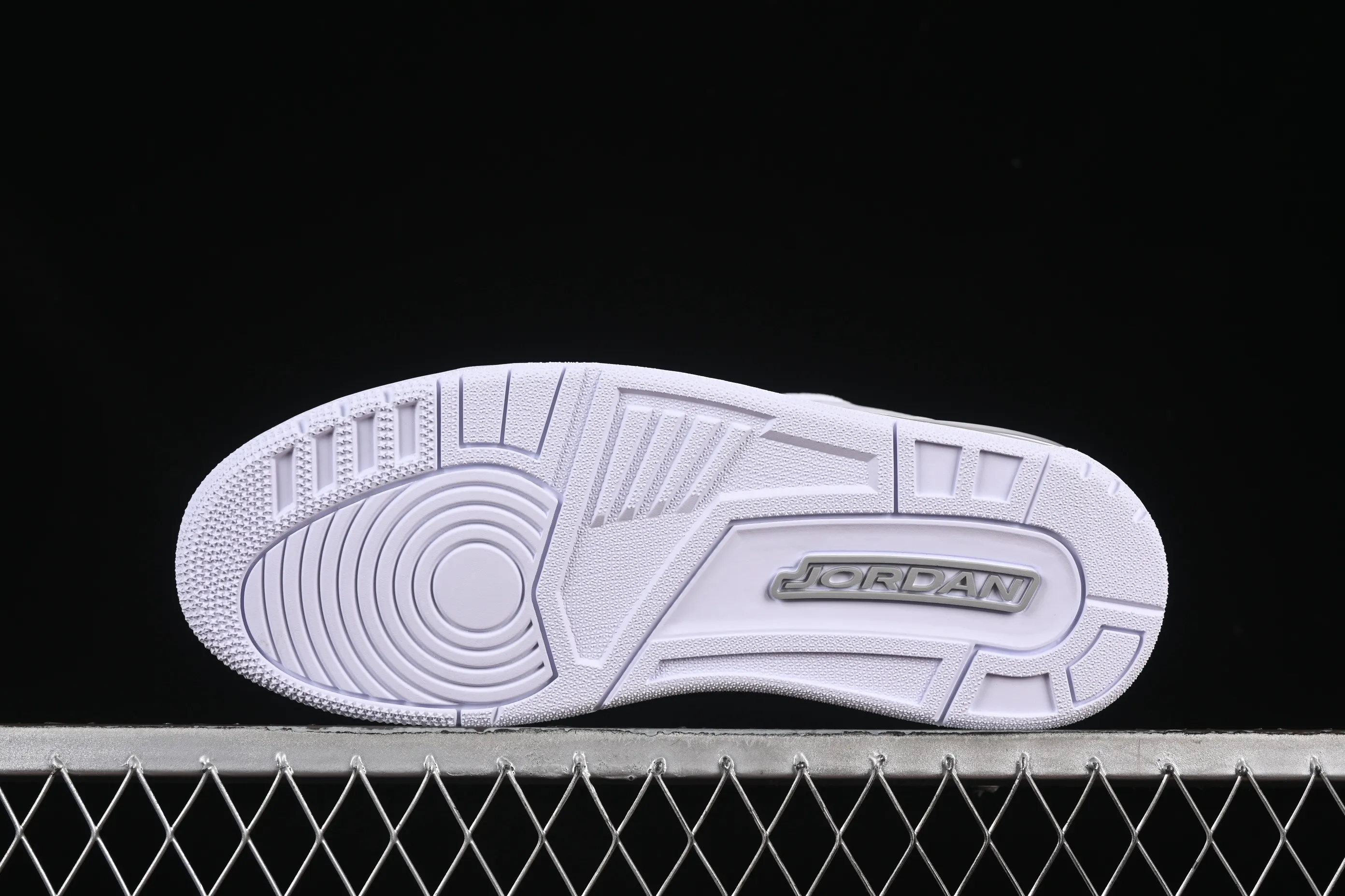 All categories Air Jordan Jordan series basketball shoes Air Jordan 3 OG version Air Jordan 3 Retro "Pure Money" AJ3 Joe 3 replica white cat CT8532-111